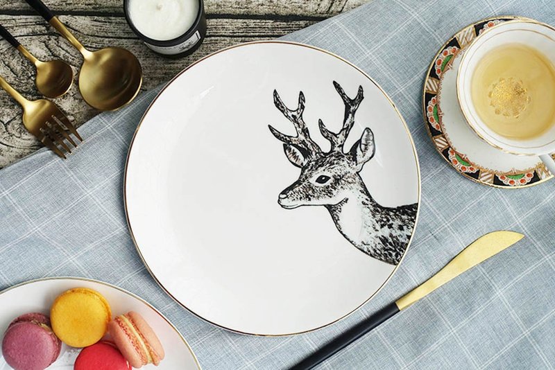 森林小伙伴系列 - Dear Deer鹿20cm 金边骨瓷餐盘 - 盘子/餐盘/盘架 - 瓷 黑色