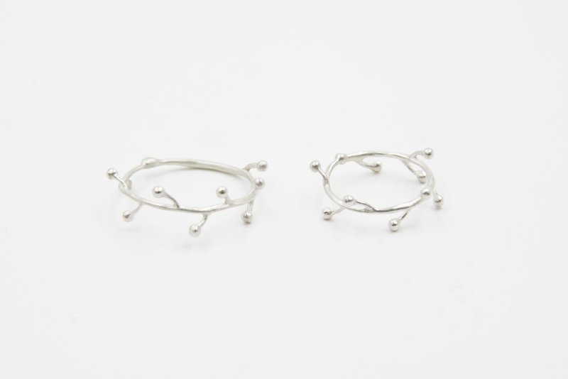 I-Shan13  |  点点小草戒指 - 戒指 - 其他金属 银色