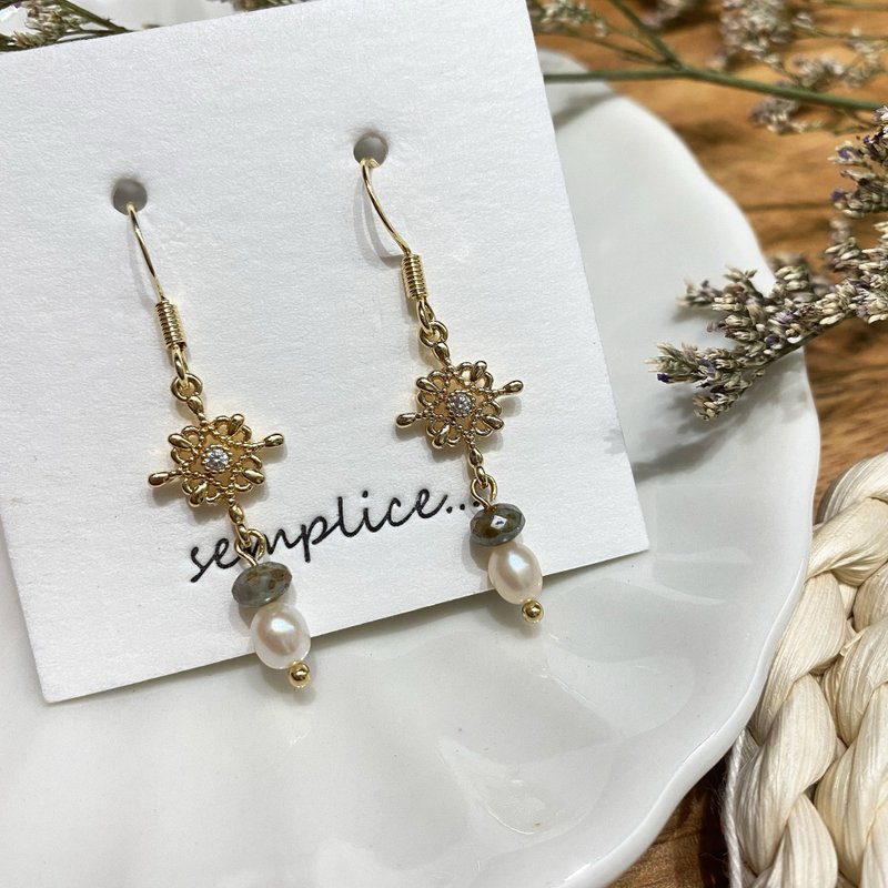 |Victoria| 捷克珠 天然淡水珍珠 14K包金 耳环 - 耳环/耳夹 - 其他材质 