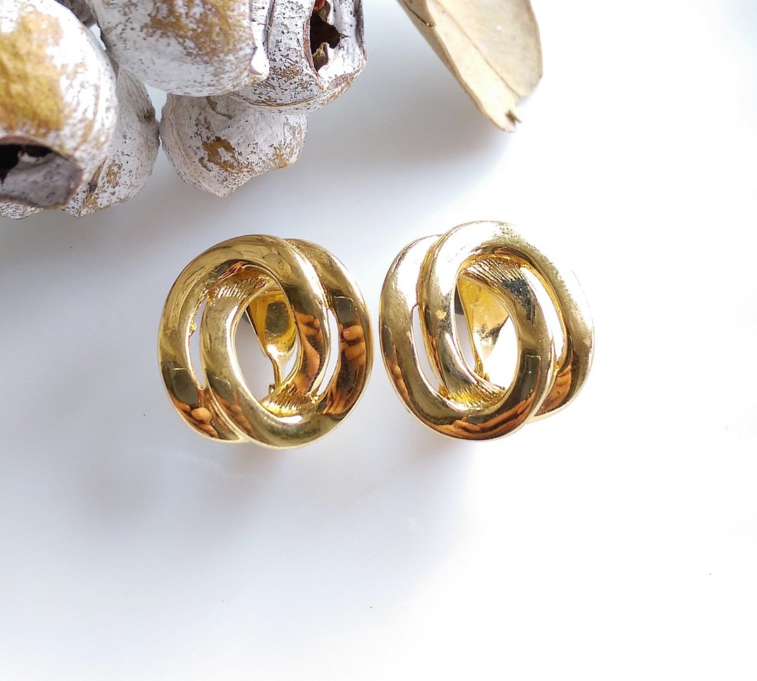 【西洋古董饰品 】MONET 金属镀金 简单双圈 夹式耳环 - 耳环/耳夹 - 其他金属 金色