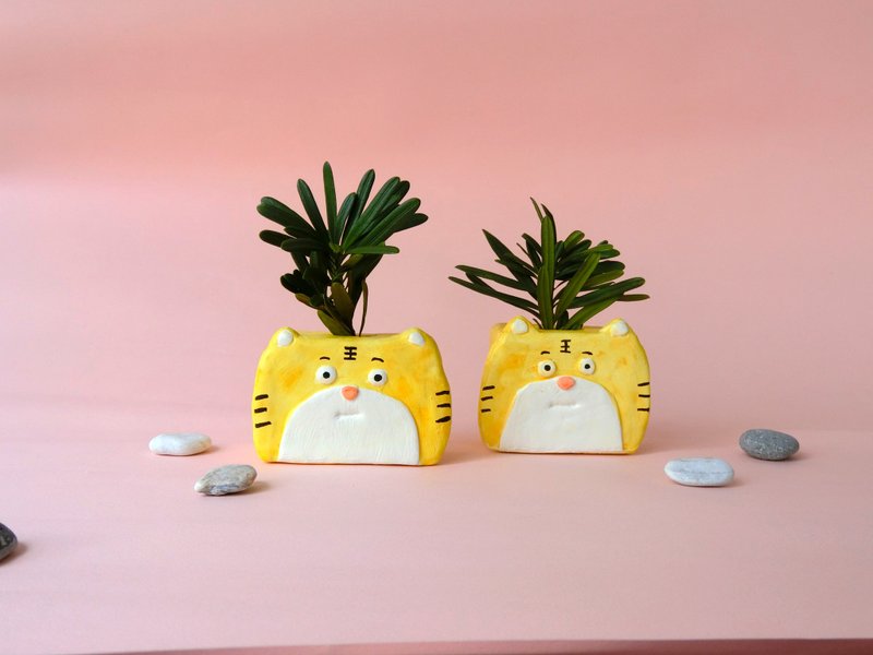 小虎花器 - 花瓶/陶器 - 粘土 黄色