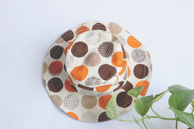 MaryWil双面帅气大帽檐帽-咖啡橘几何点点 - 帽子 - 棉．麻 多色