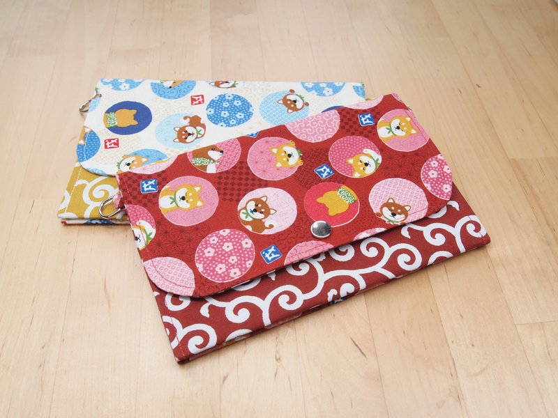 【红色 唐草 柴犬 和风】 证件包 杂物 文件 收纳 口罩收纳 防疫 - 化妆包/杂物包 - 棉．麻 红色