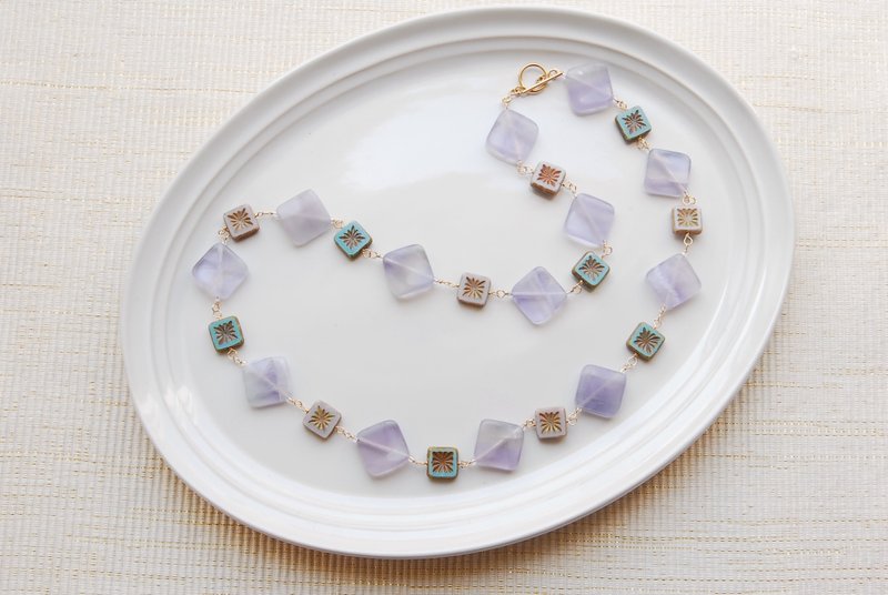 浅紫色萤石捷克珠方形项链14kgf - 项链 - 半宝石 紫色