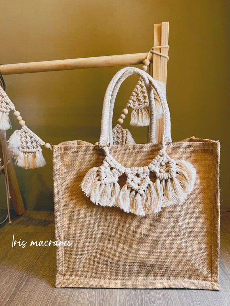 Macrame 手作编织  波西米亚 提袋挂饰 - 吊饰 - 棉．麻 白色