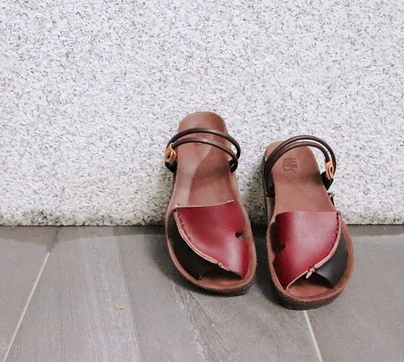 红黑 - 拼接鱼口凉拖鞋 #U251 - 女款休闲鞋 - 真皮 红色