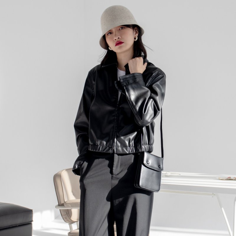 店主自留 明線風琴小包 精致小巧日常搭配出街斜背包手機口紅收納 - 侧背包/斜挎包 - 人造皮革 黑色