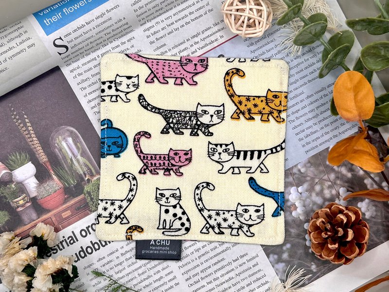 各种喵咪吸水杯垫 l 疗愈餐桌小物 - 杯垫 - 棉．麻 白色