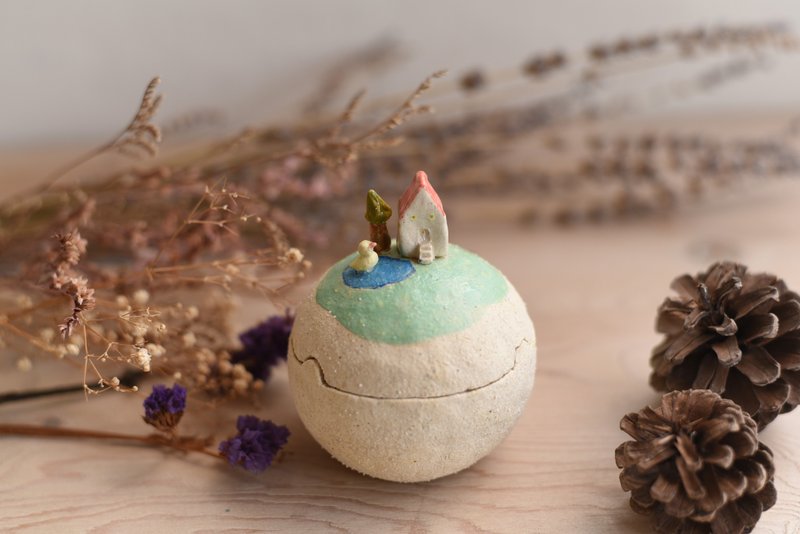 陶艺手作可爱小房屋陶罐 - 花瓶/陶器 - 陶 