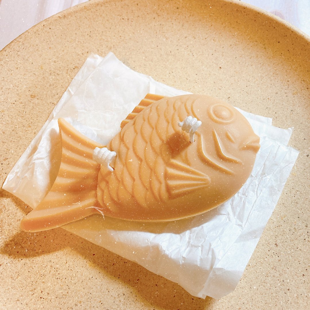 日式鲷鱼烧 美国环保香氛大豆蜡 手工蜡烛 疗愈香氛 圣诞礼物 - 蜡烛/烛台 - 环保材料 咖啡色