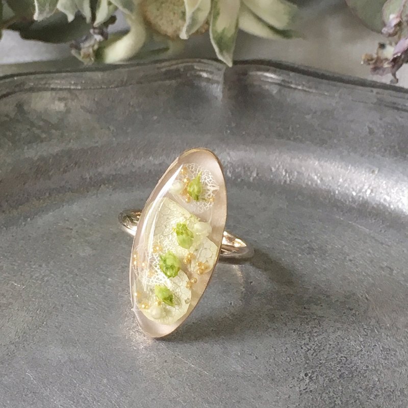 Refreshing green hydrangea oval ring - 戒指 - 树脂 绿色