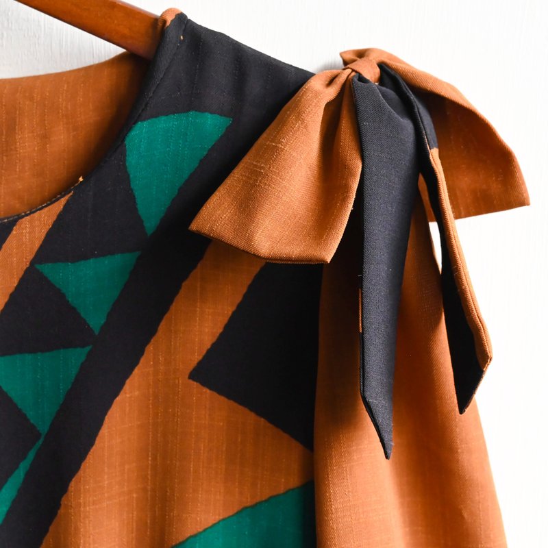 【蛋植物古着】奇趣领结印花古着洋装 - 洋装/连衣裙 - 其他人造纤维 