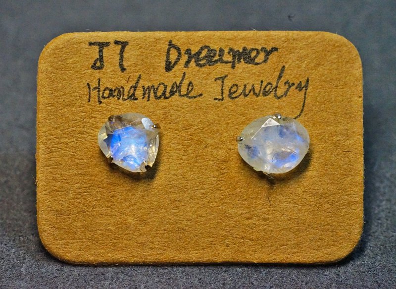 纯手工异形月亮石耳钉  大 - 耳环/耳夹 - 半宝石 多色