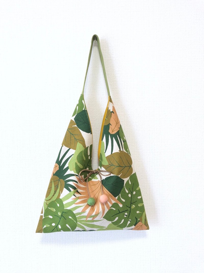 日式粽形侧背包/中尺寸/热带雨林-绿色 - 侧背包/斜挎包 - 棉．麻 绿色