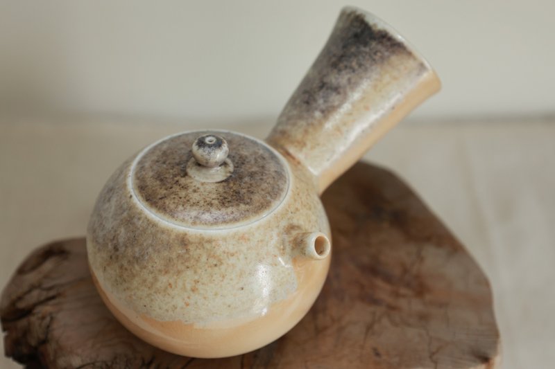 柴烧瓷壶/200ml/泷间拾光 - 茶具/茶杯 - 瓷 