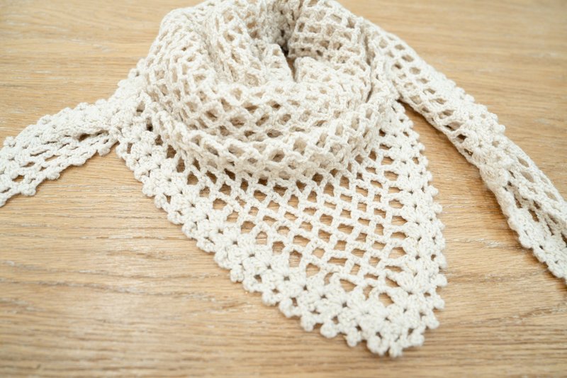 三角披肩-编织-编织披肩-围巾-米色(有金葱) - 丝巾 - 羊毛 