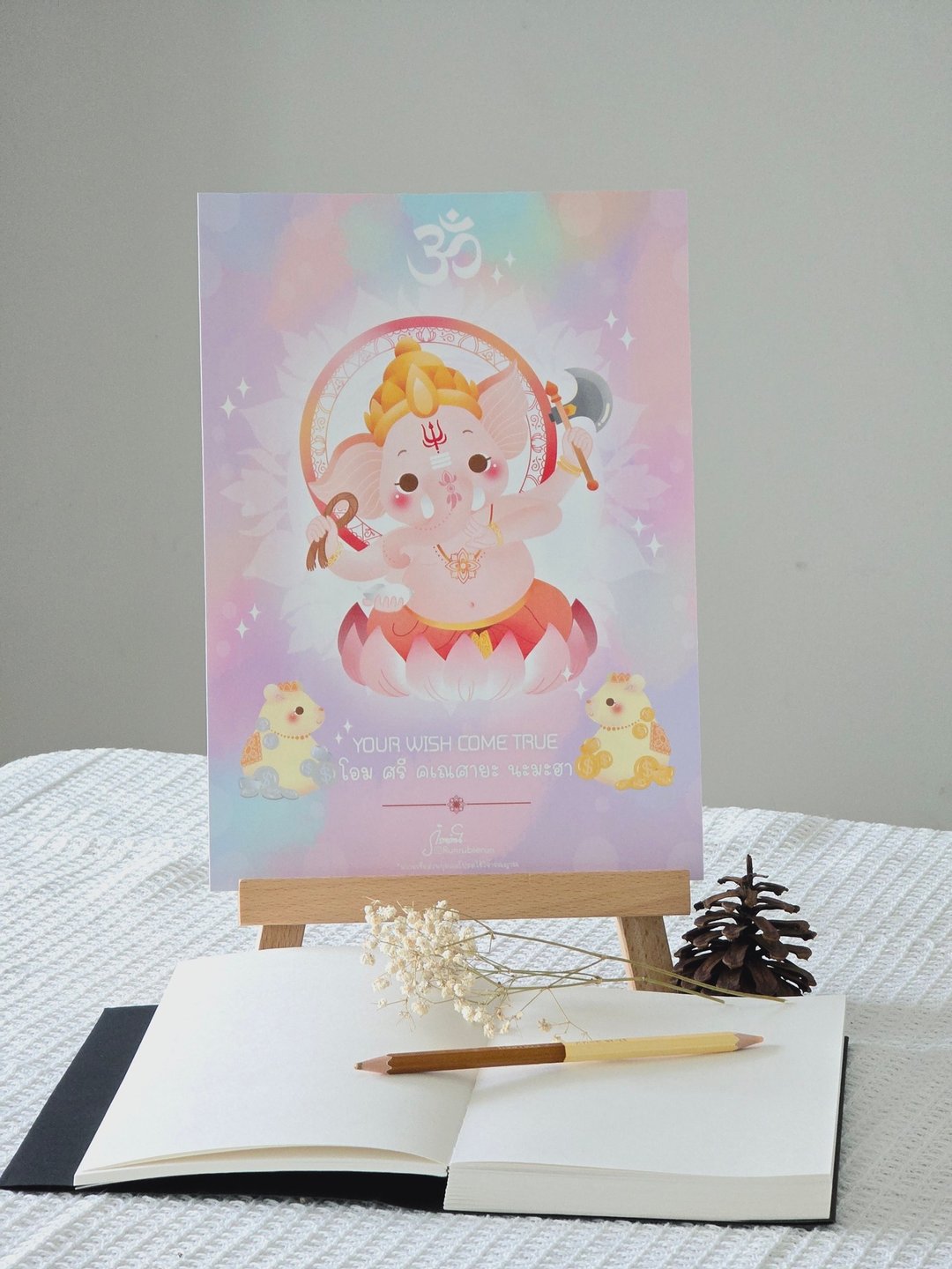 Lord Ganesha 和 Mooshika 鼠标采用银色和金色色卡。 - 插画/绘画/写字 - 纸 多色