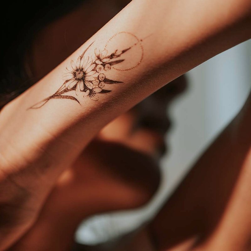 花的框架 -2入紋身貼紙 原創手繪設計 - 纹身贴 - 纸 多色