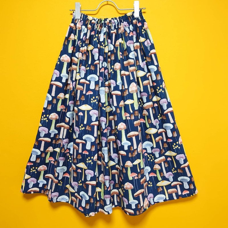 [Made to order] Mushroom skirt Navy / Free size / USA fabric / Made in Japan - 裙子 - 棉．麻 蓝色