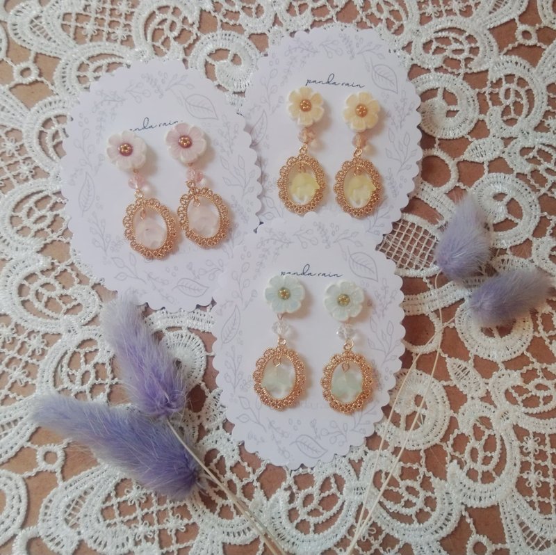 panda rain原创陶瓷风小花耳环C款 - 椭圆蕾丝边框铃兰 - 三色入 - 耳环/耳夹 - 粘土 多色