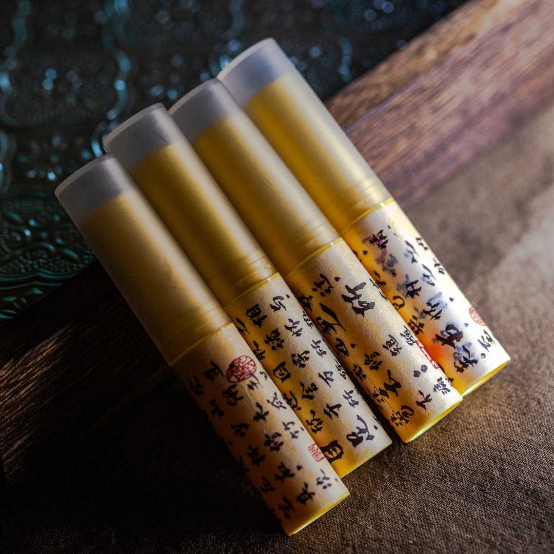 桂花植萃 木樨口脂 护唇膏 - 唇部保养 - 其他材质 橘色