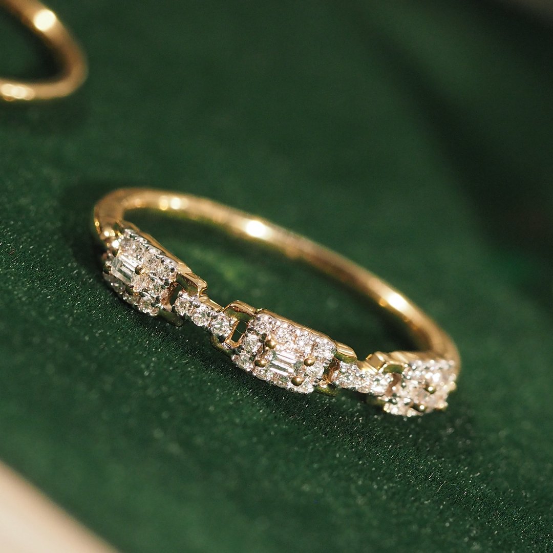 18K金长方形钻石戒指18K Gold Diamond Baguette Block Ring - 戒指 - 贵金属 