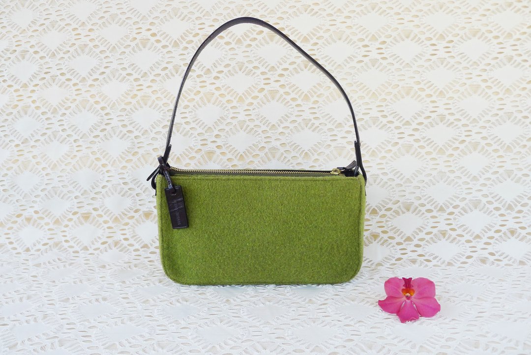 90s Junko Shimada Lime Green Wool Mini handbag with leather detail baguett - 手提包/手提袋 - 羊毛 绿色