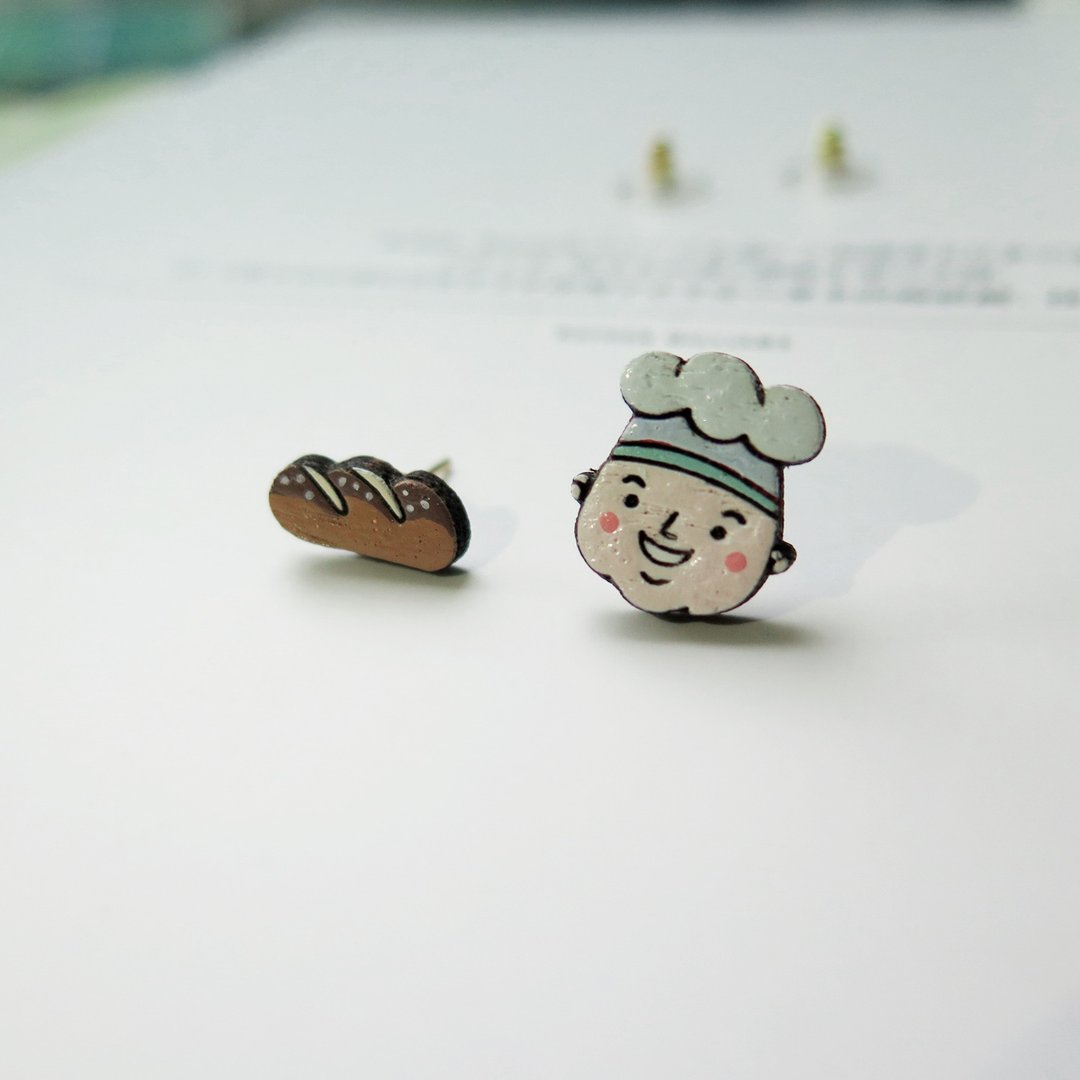 Wooden earring baker and bread - 耳环/耳夹 - 木头 咖啡色