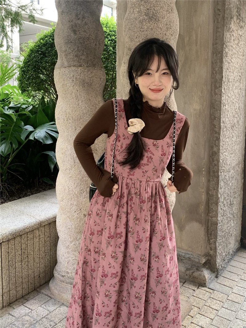 复古灯芯绒 碎花秋冬背心裙 浪漫连衣裙 修身显瘦古著感 洋裝 - 洋装/连衣裙 - 棉．麻 粉红色