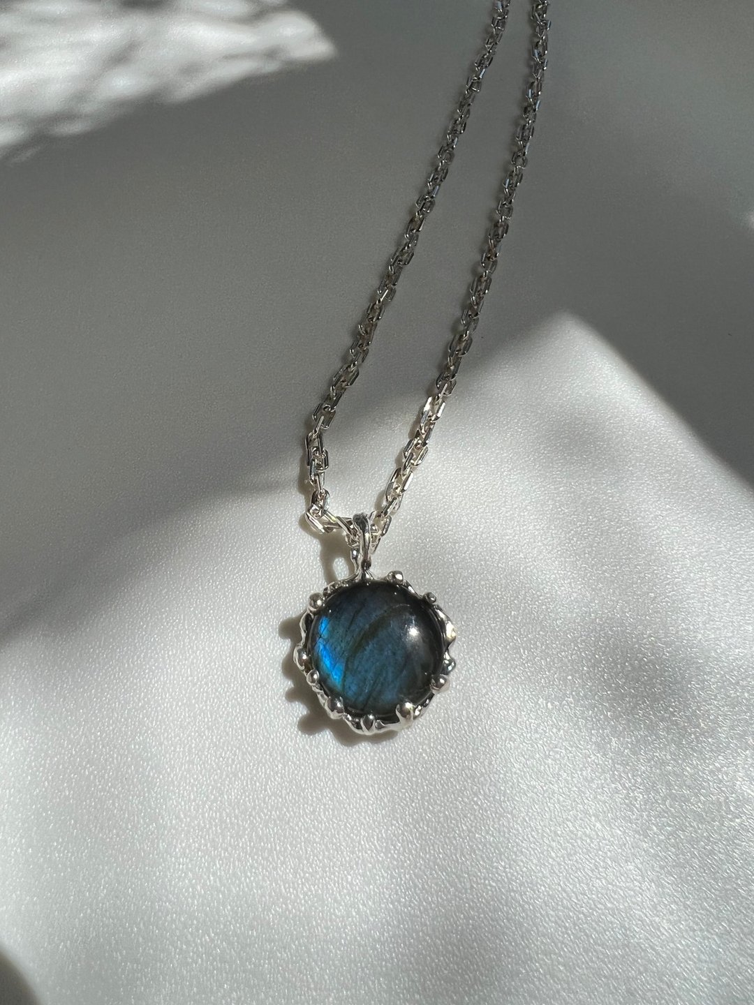 Labradorite 拉长石坠 纯银项链 - 项链 - 半宝石 蓝色