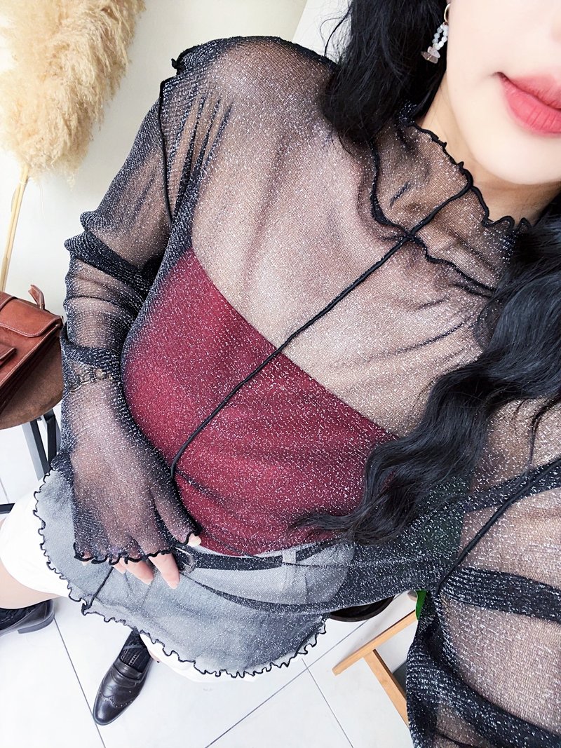 暗黑星光闪闪碎点 反车线 滚卷边银葱透肤极薄内搭长袖上衣 - 女装上衣 - 聚酯纤维 黑色