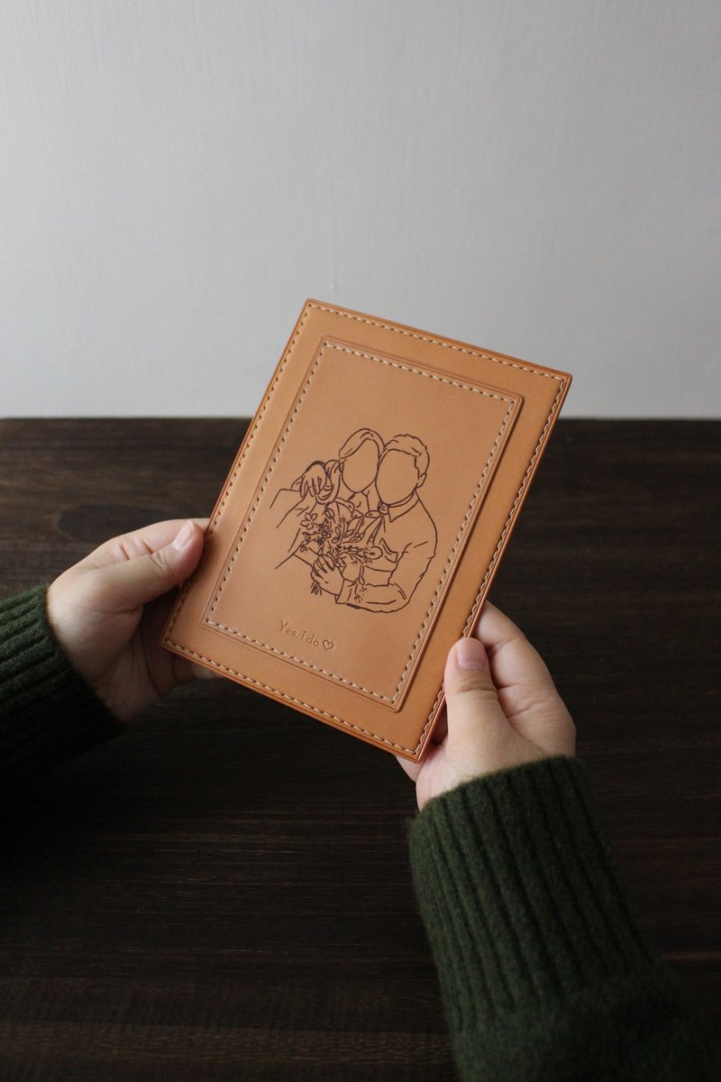 【定制】皮革相架 / 周年礼物 / 皮婚礼物 / 颜似绘 - 订制画像 - 真皮 