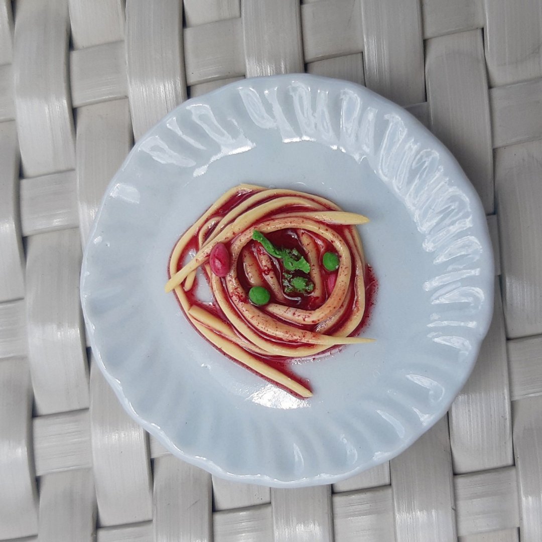 Spaghetti Tomato Sauce Food Miniature Dollhouse collectible decorate - 摆饰 - 粘土 红色