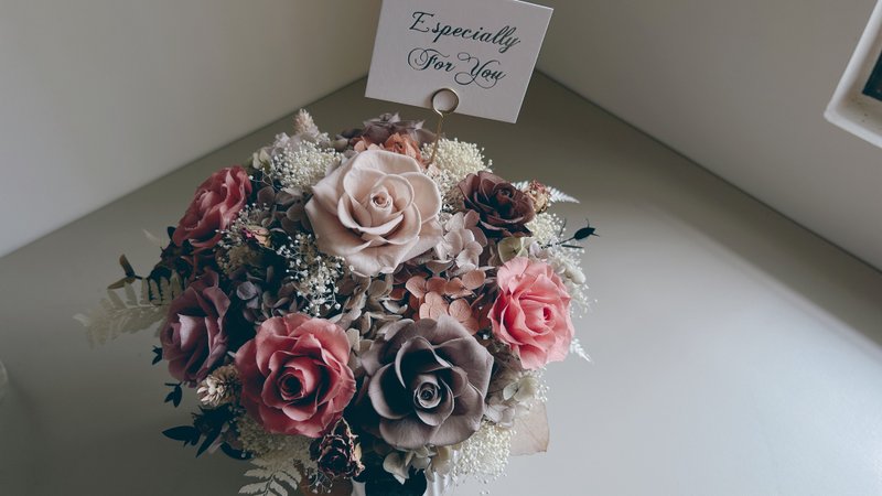 母亲节花礼大地花礼赞-大尺寸木质调永生花开幕花礼 - 干燥花/捧花 - 植物．花 咖啡色