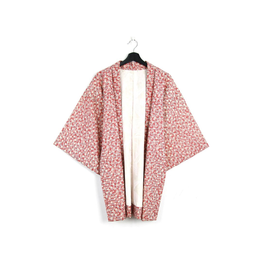 Back to Green-日本带回羽织 碎花花卉满版 /vintage kimono - 女装休闲/机能外套 - 丝．绢 