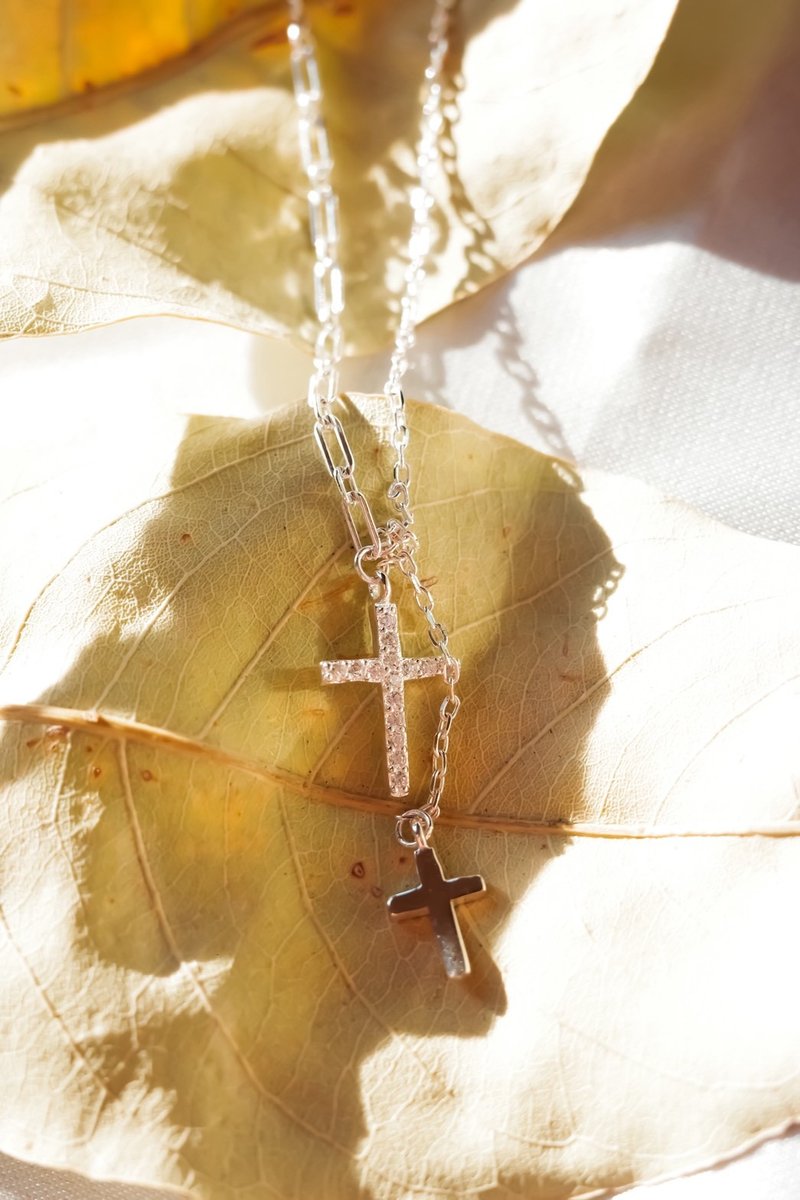 如影随行十字架项链 - 项链 - 其他金属 银色