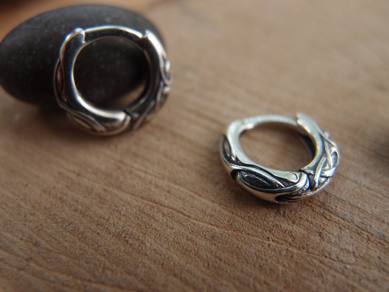 凯尔特维京男女通用银耳环，小号银男士 - 耳环/耳夹 - 纯银 银色