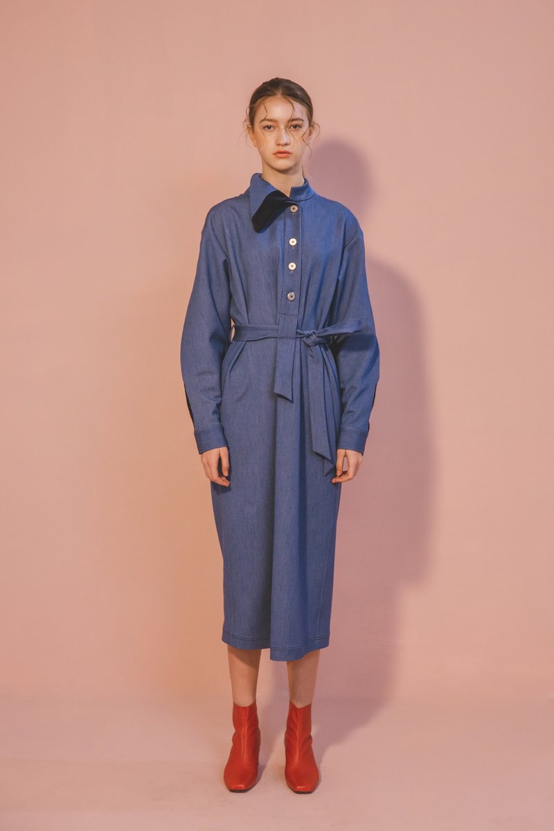 Sample Sale /不对称翻领牛仔洋装 - 洋装/连衣裙 - 其他人造纤维 蓝色