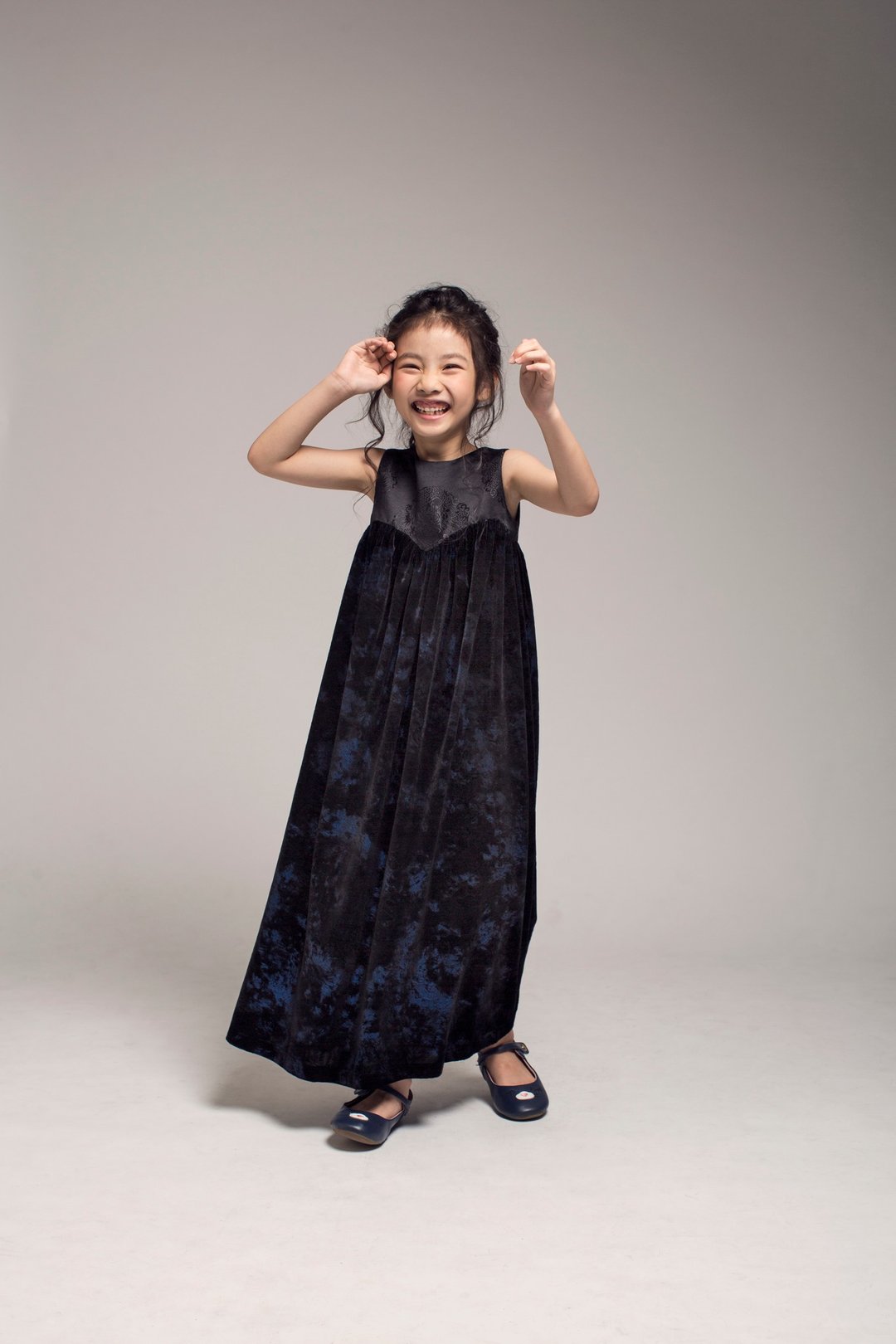Luxe Black and Blue Velour Dress / FW2018 - 童装礼服/连衣裙 - 其他材质 