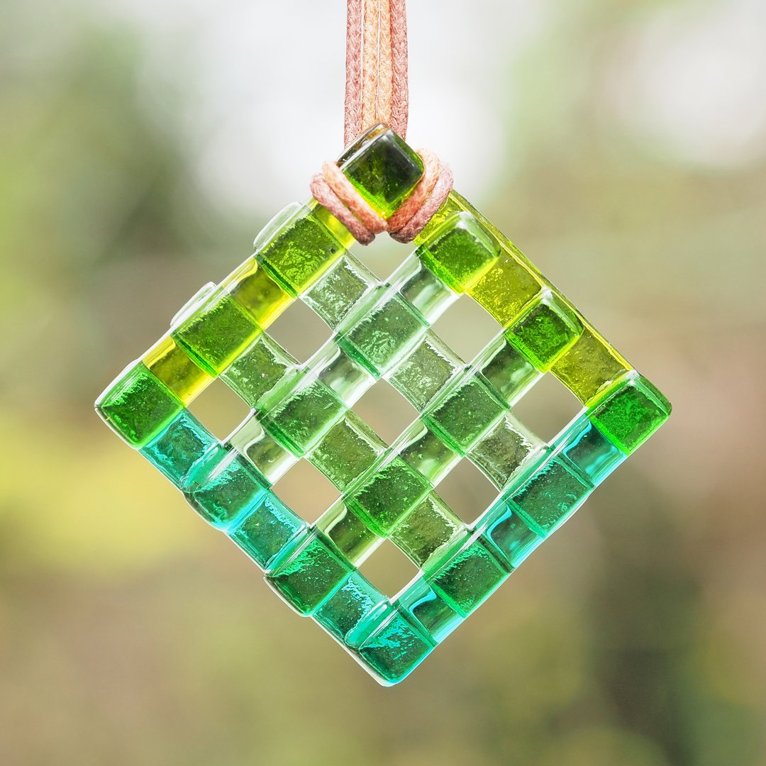 Sunbeams through the glass (Komorebi [emerald]) Necklace [Made to order] - 项链 - 玻璃 绿色