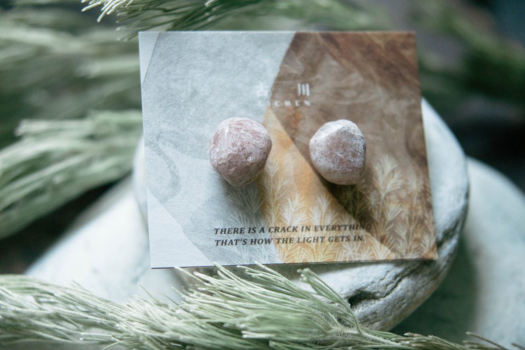 CRACK | 矿物系耳环 |  EARRINGS - 耳环/耳夹 - 玉石 粉红色