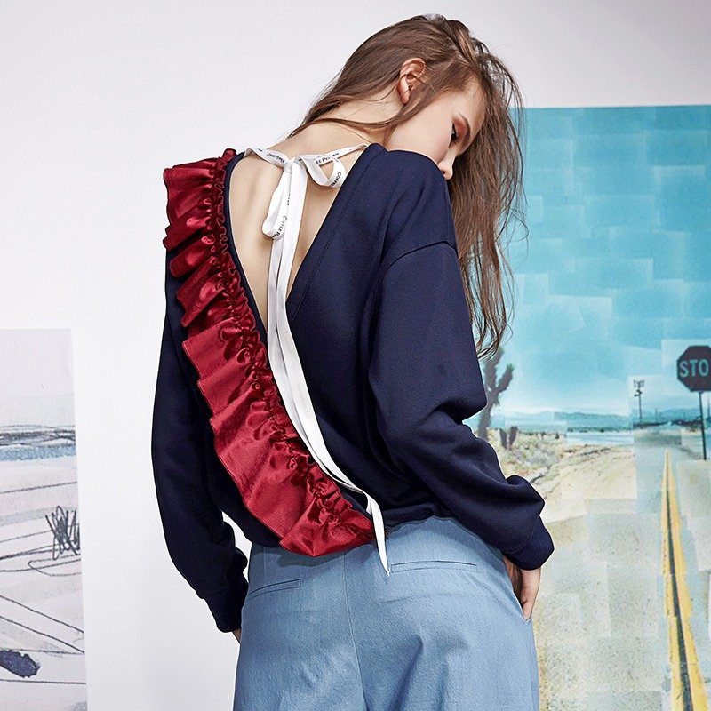 COFFEE PEPPER原创设计 17AW 藏青拼接天鹅绒露背绑带个性卫衣 - 女装 T 恤 - 棉．麻 