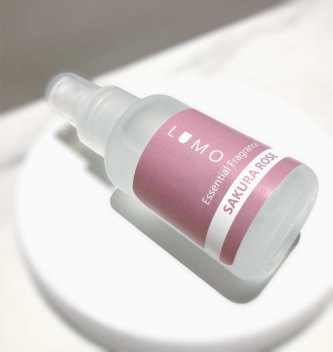 樱花玫瑰香氛精油喷雾 50ml - 香薰/精油/线香 - 玻璃 粉红色