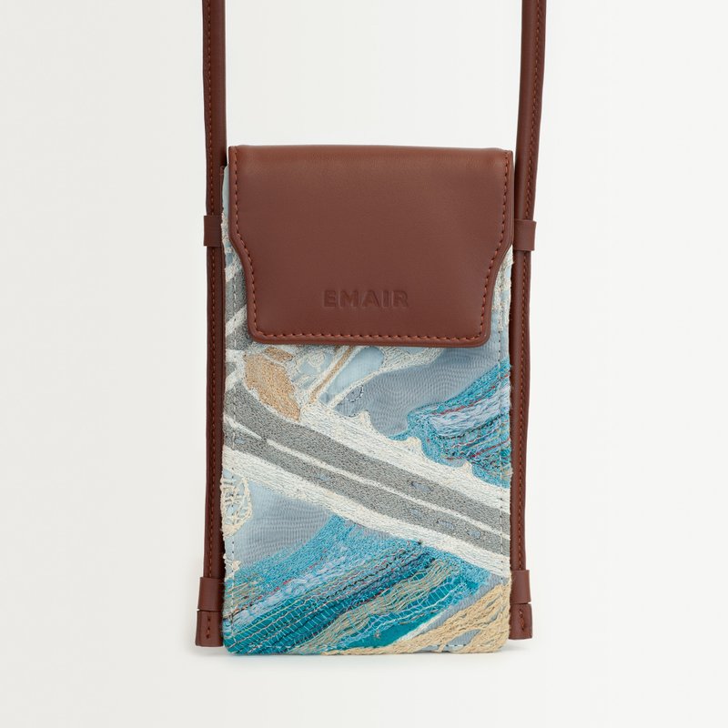 Emair Seine No. 3 - 真皮刺绣手机包，独一无二的艺术品。 - 其他 - 真皮 咖啡色