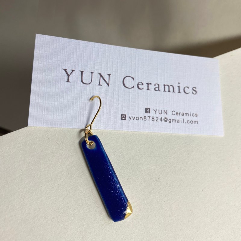 【限量釉金耳环】湛蓝&亮面白 釉金耳环组合 抗过敏316钢镀金 - 耳环/耳夹 - 陶 蓝色