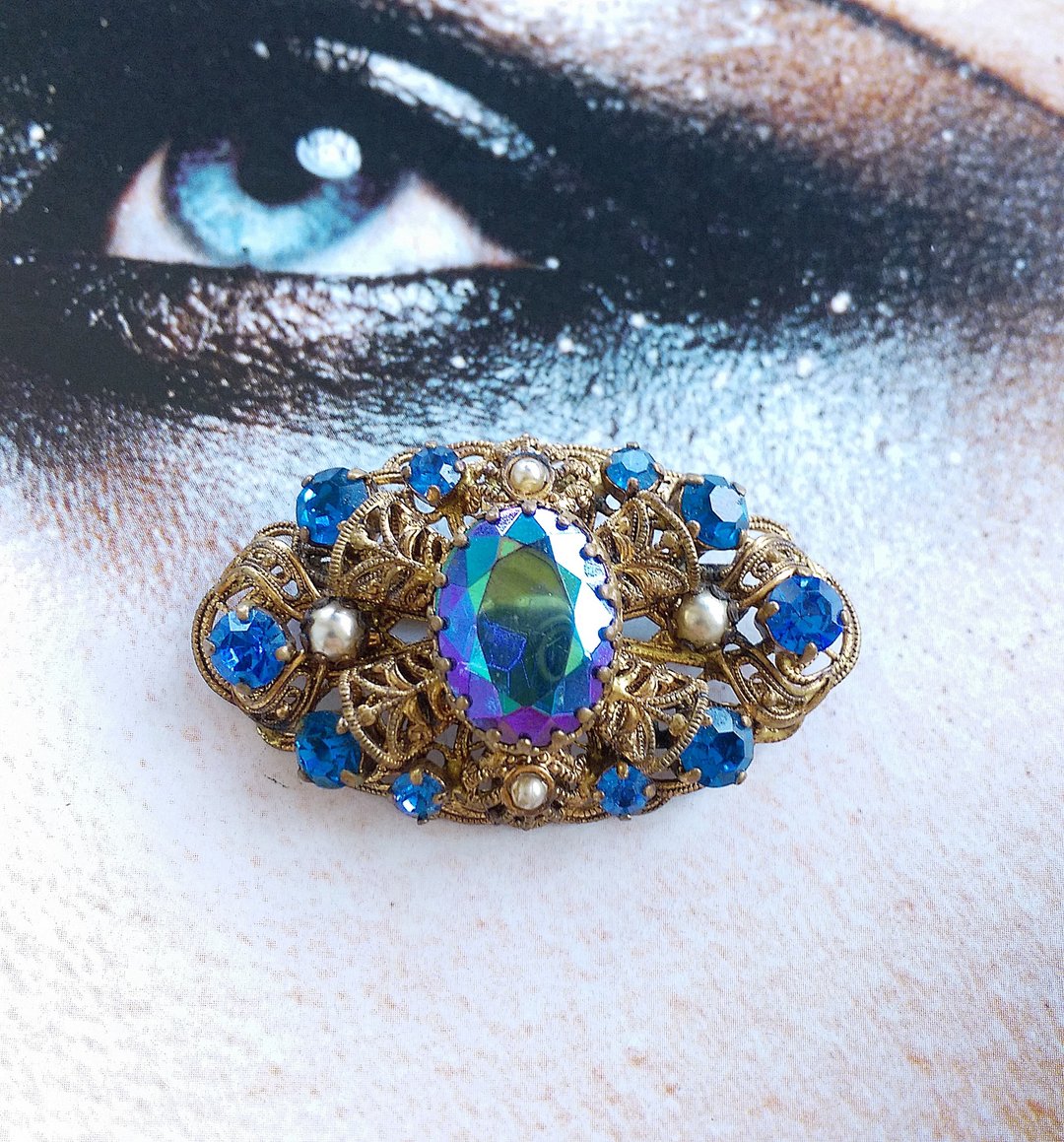 Vintage Jewelry 西洋古董饰品 德国制  金丝篓空 蓝钻 别针 - 徽章/别针 - 其他金属 金色