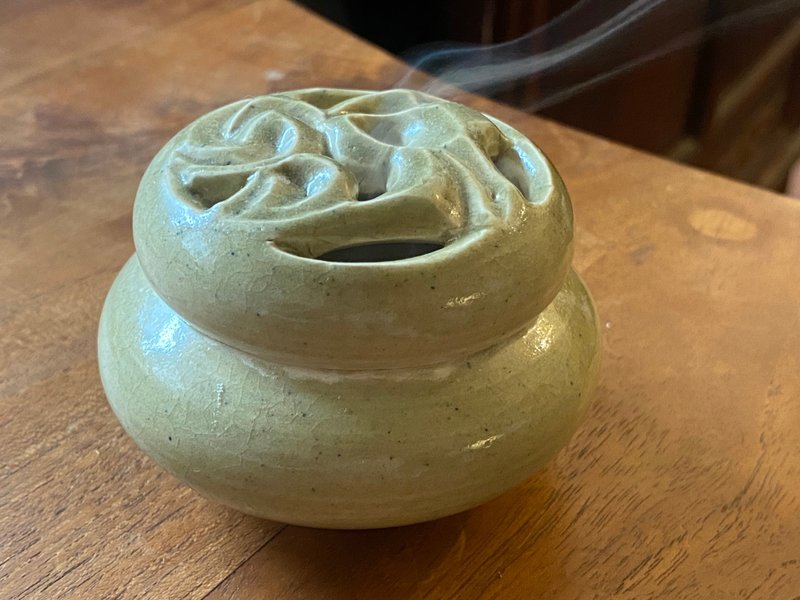 篆香小香炉 - 香薰/精油/线香 - 陶 