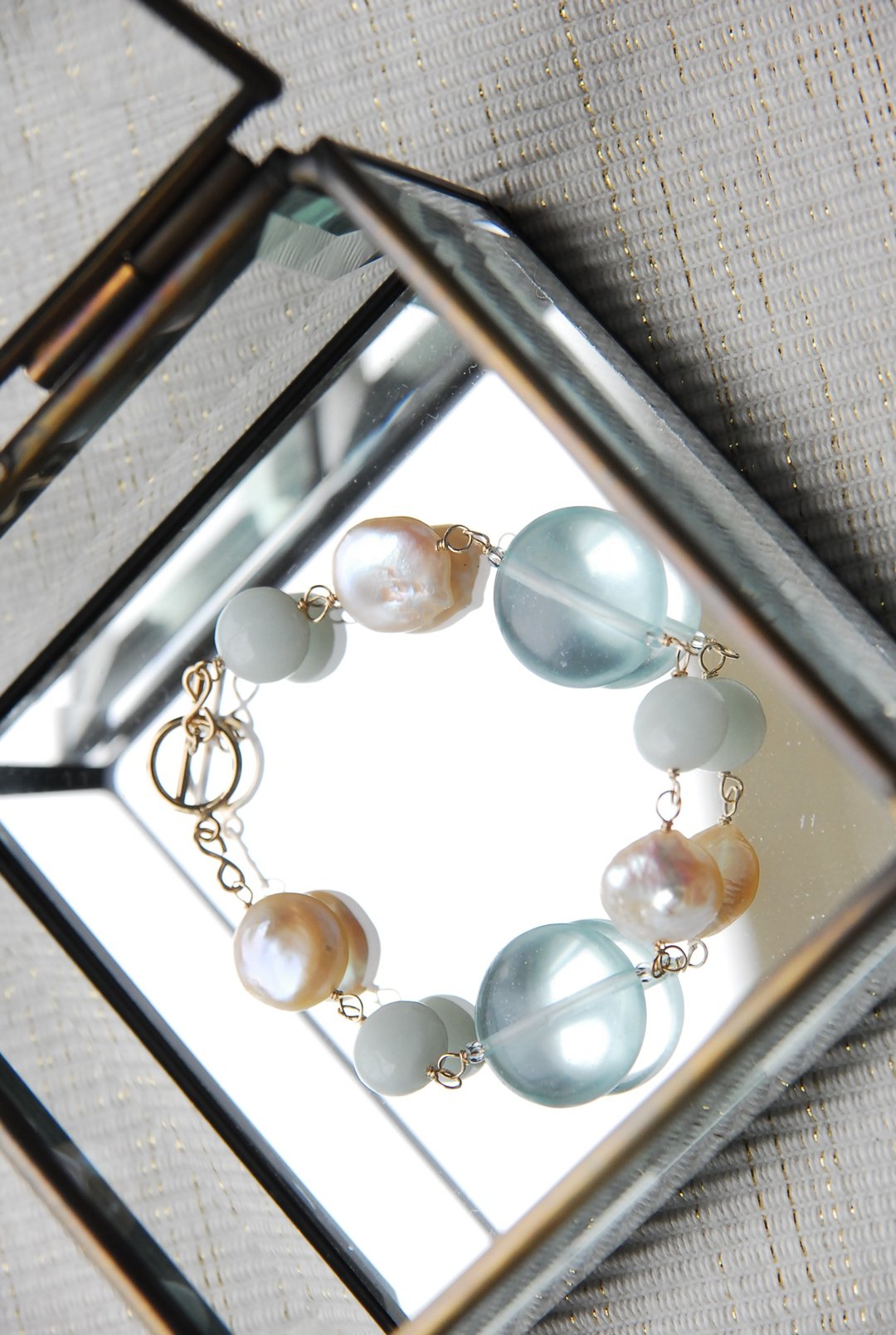 Seasonal rain-colored bracelet 14kgf - 手链/手环 - 水晶 蓝色