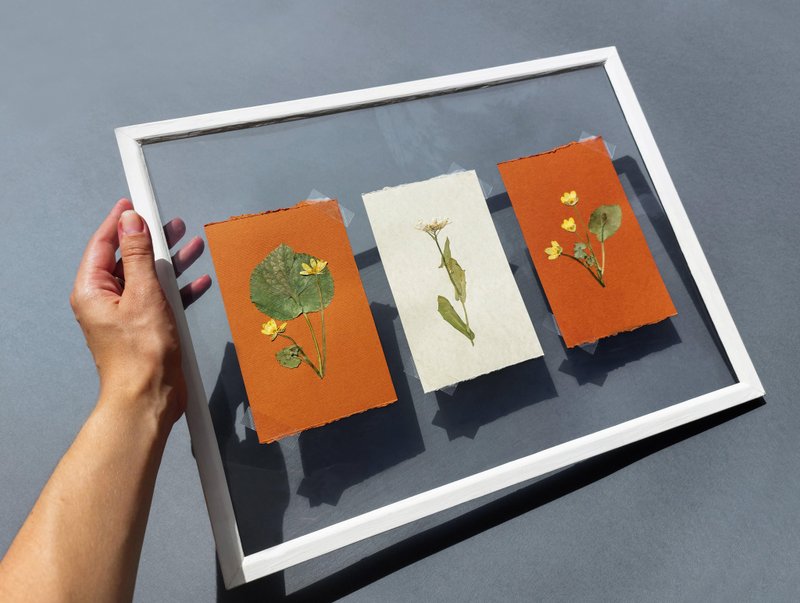 黄绿野春压花原创艺术品米色赤陶 - 海报/装饰画/版画 - 纸 绿色