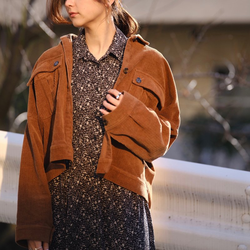 Corduroy jacket - 女装休闲/机能外套 - 棉．麻 